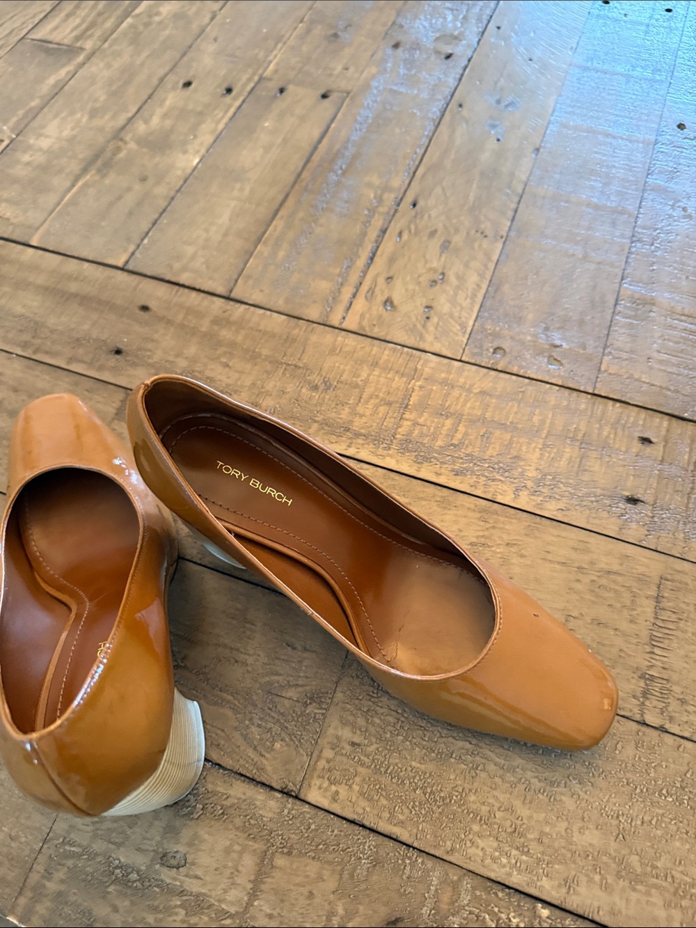 Tory Burch Patent Leather Square-Toe Pumps in Cognac - Picture 6 of 6